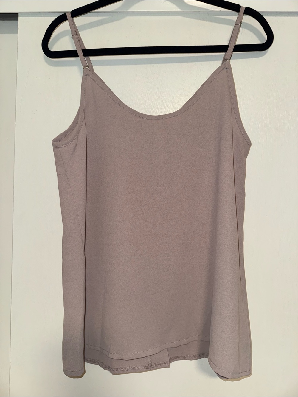 Women’s Spaghetti Strap Button-Front Tank Top - Dusty Mauve - Picture 4 of 5